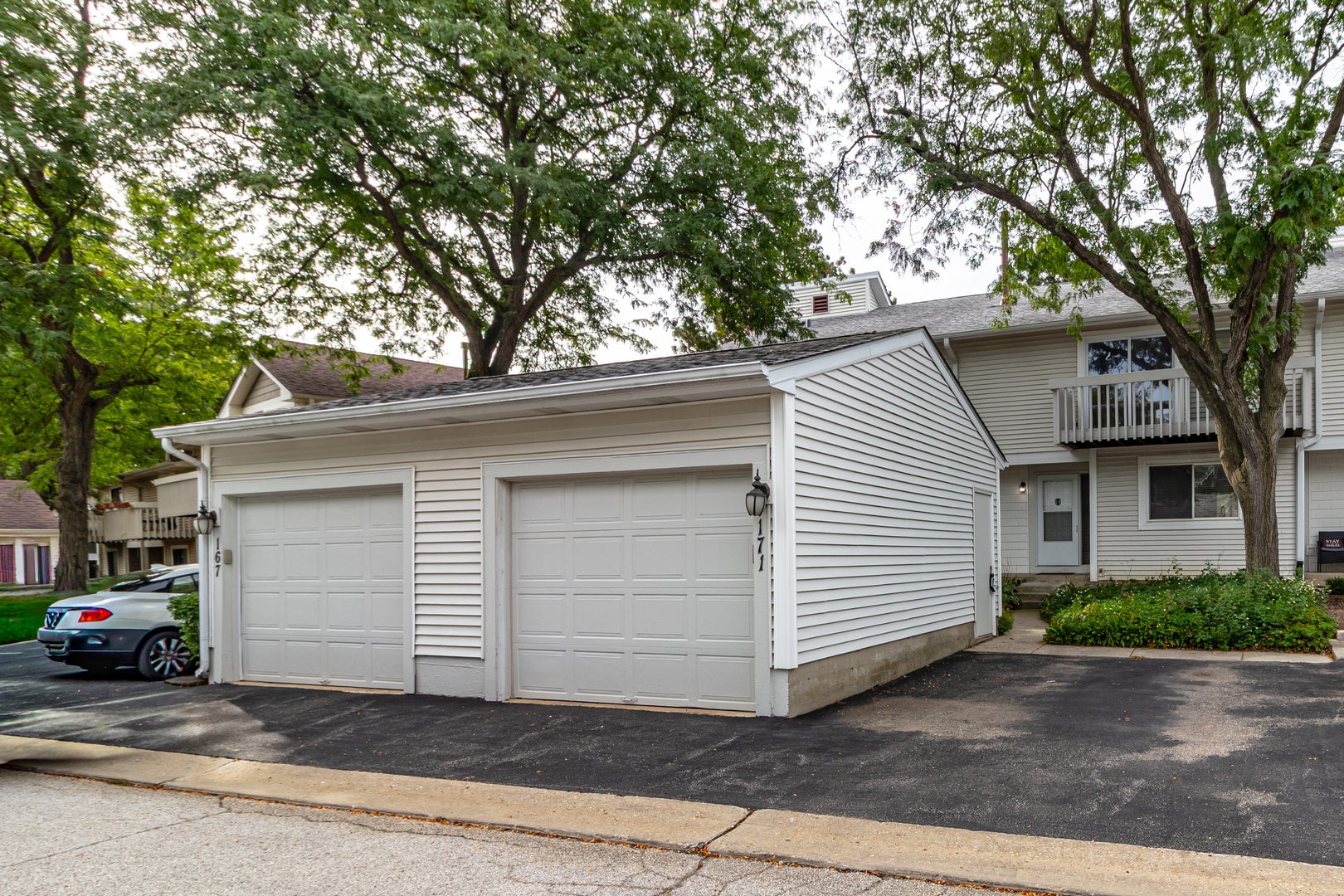 171 Saratoga Court — photo