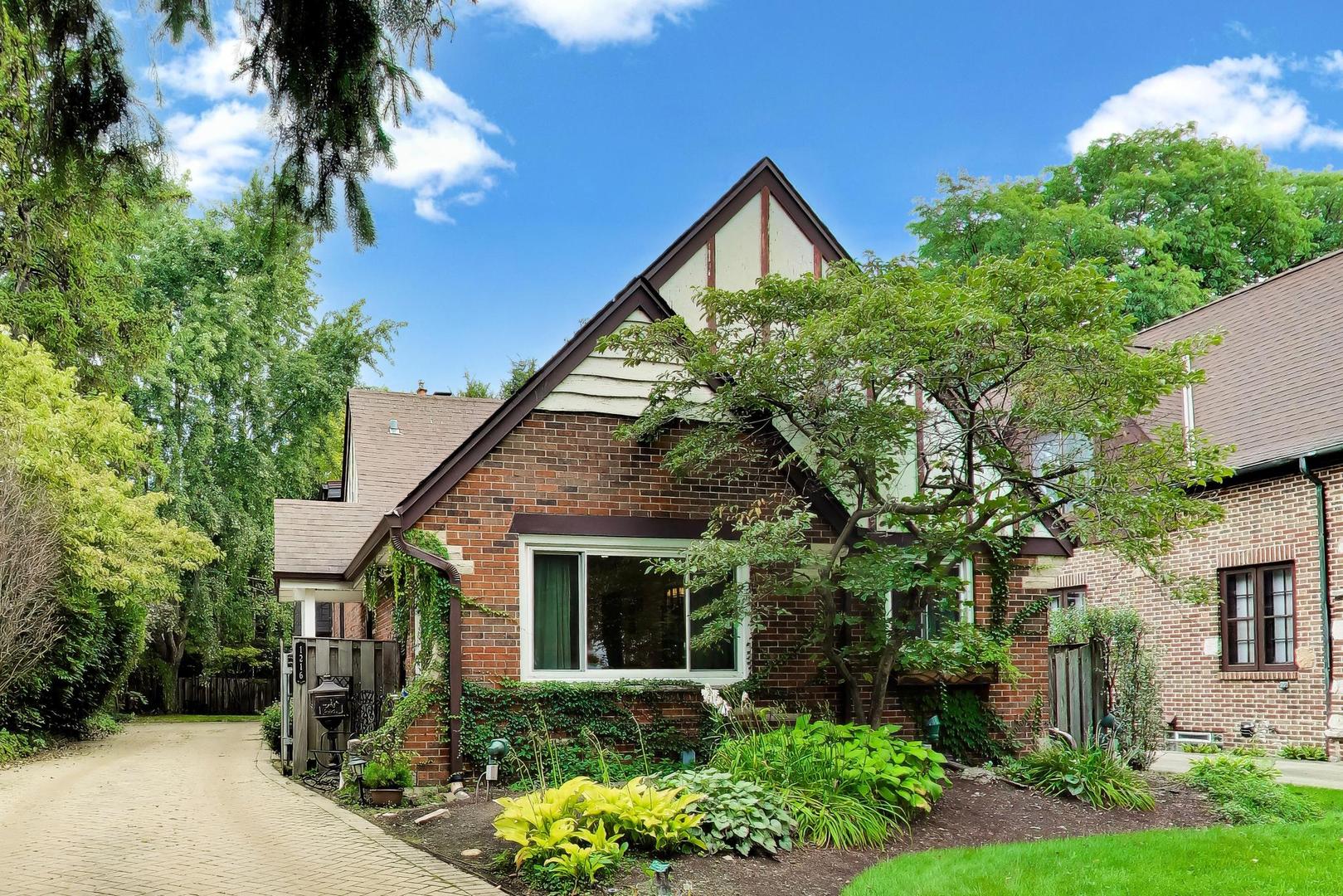 1216 E Mayfair Road — photo