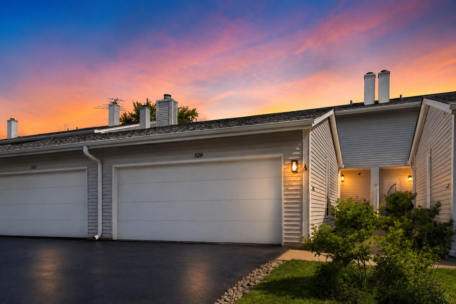 520 Hummingbird Lane — photo