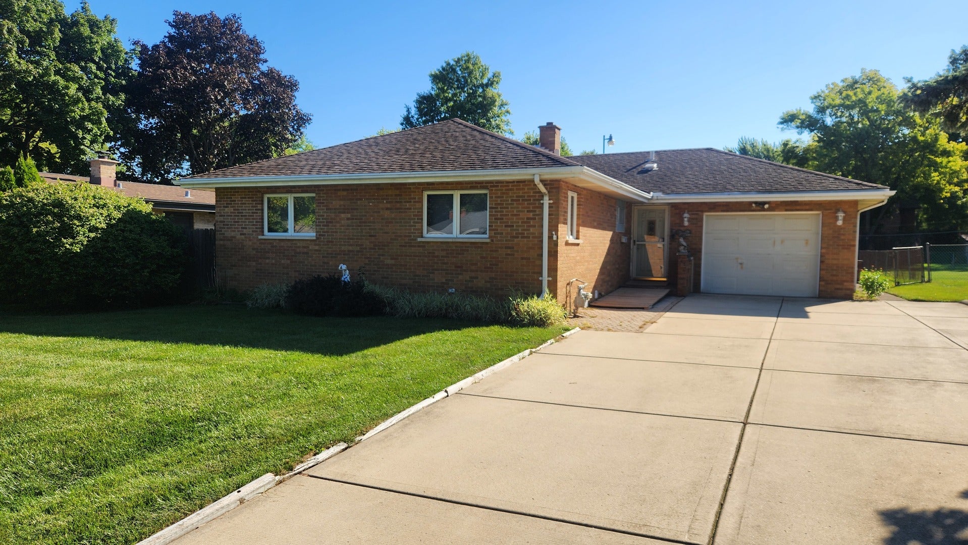 143 S Pleasant Avenue — photo