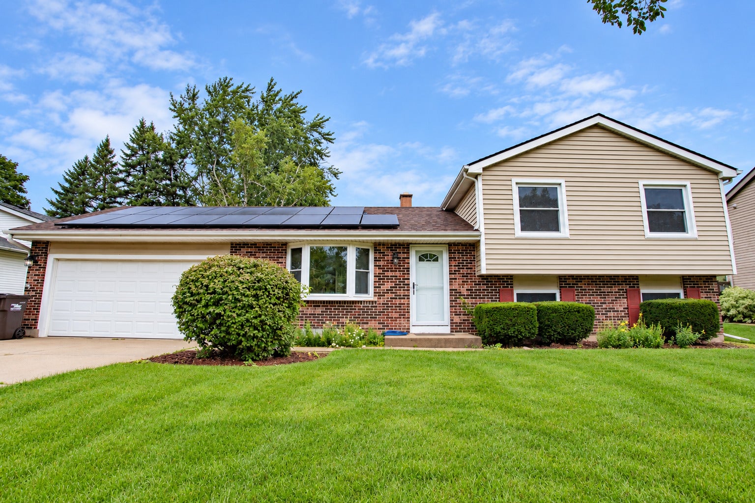 5112 W Greenbrier Drive — photo