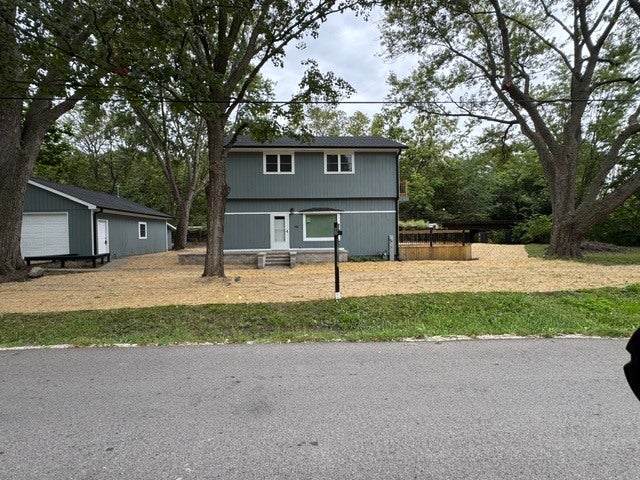 12 N Adams Street — photo
