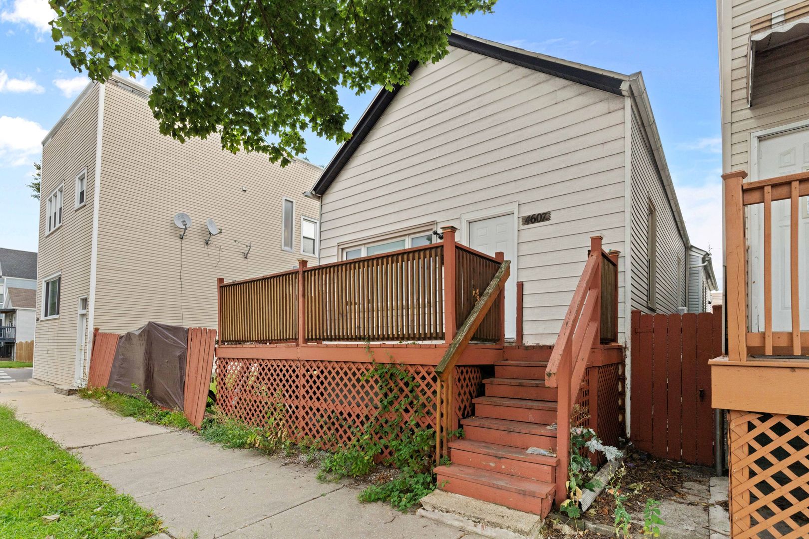 4607 S Wallace Street — photo