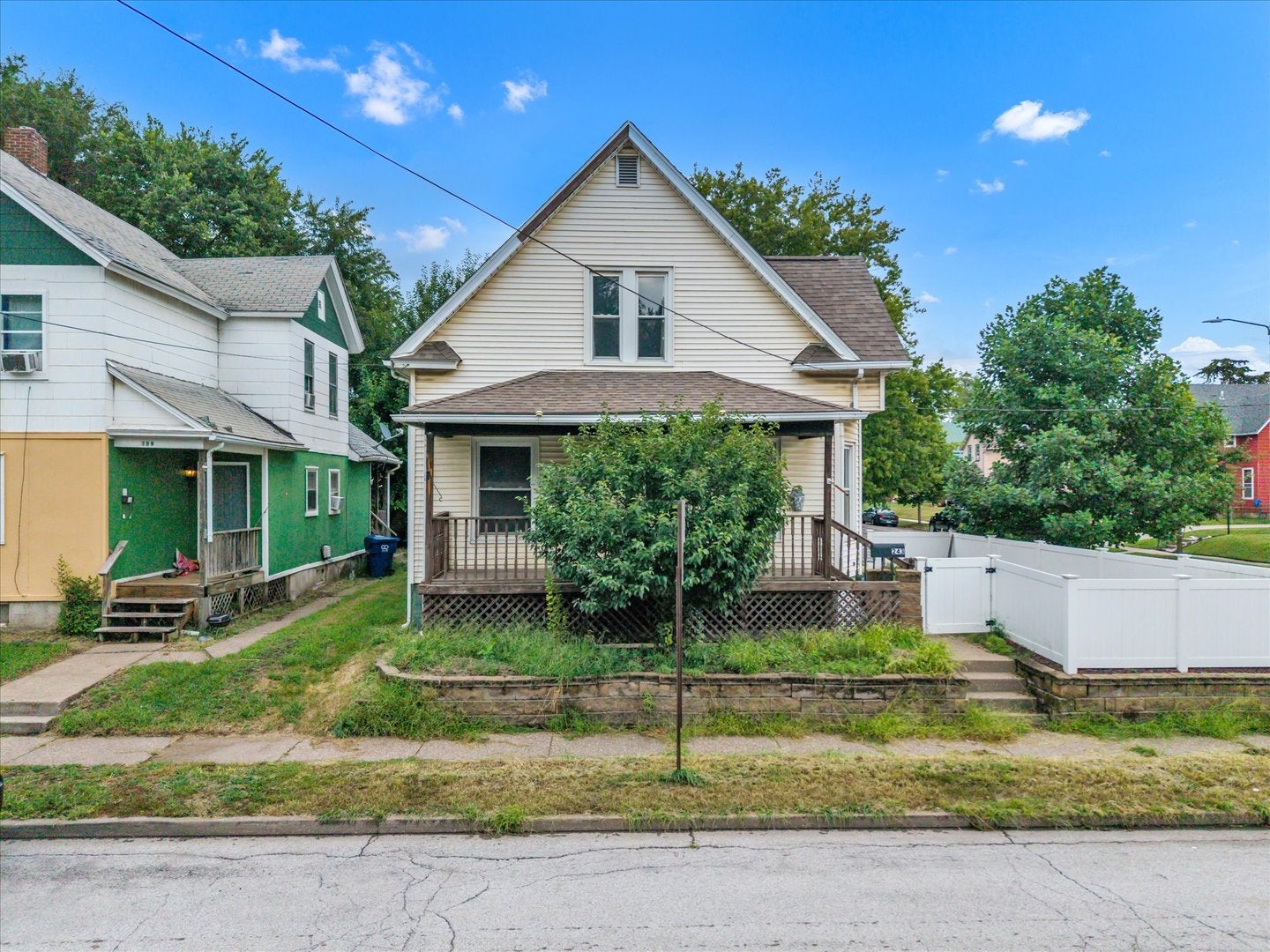 243 S Pine Street — photo