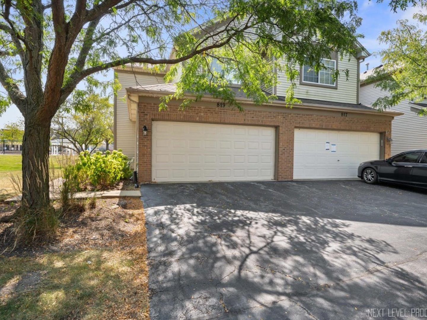 819 Asbury Drive — photo