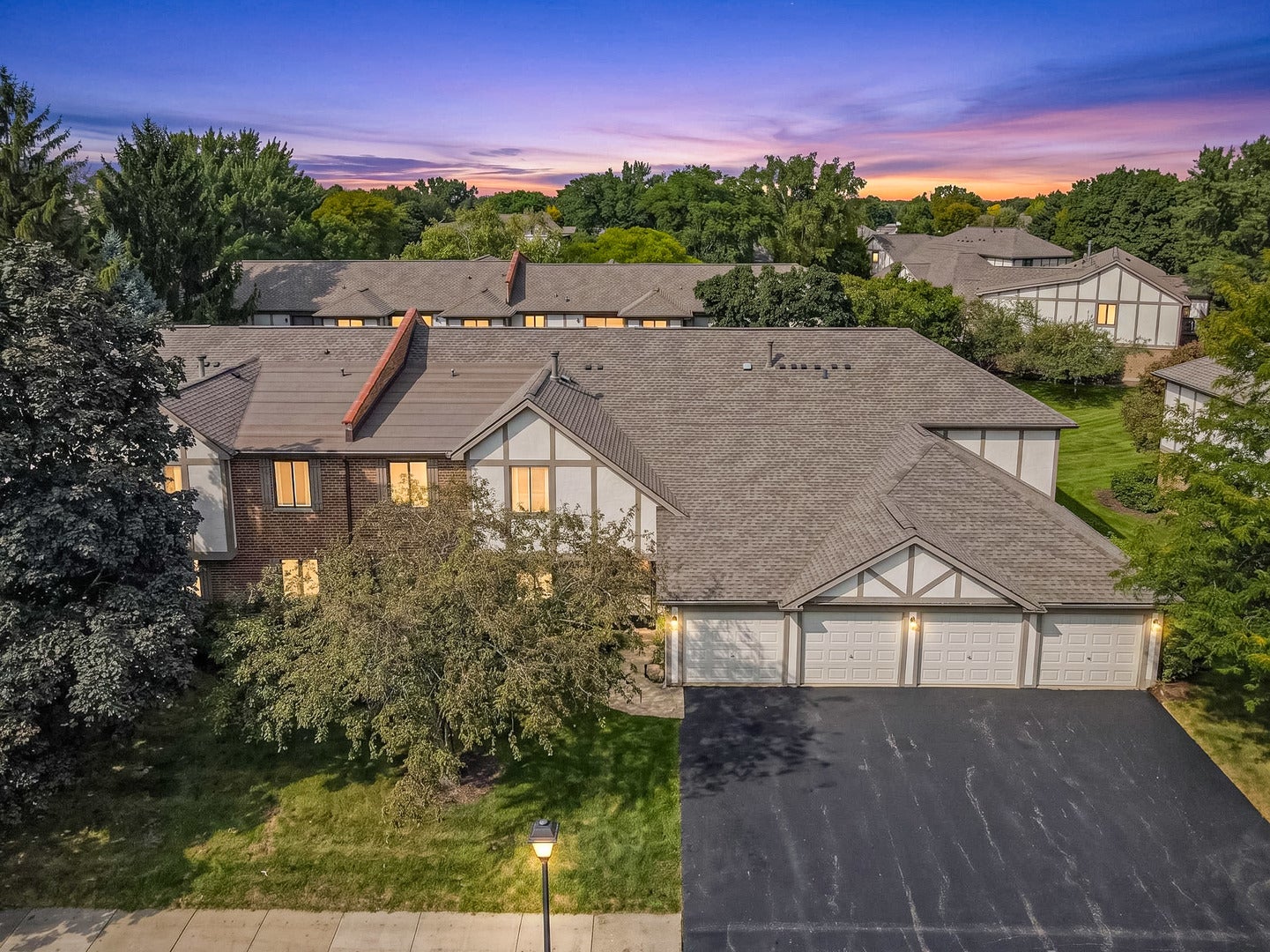 1010 E Nichols Road 8 — photo