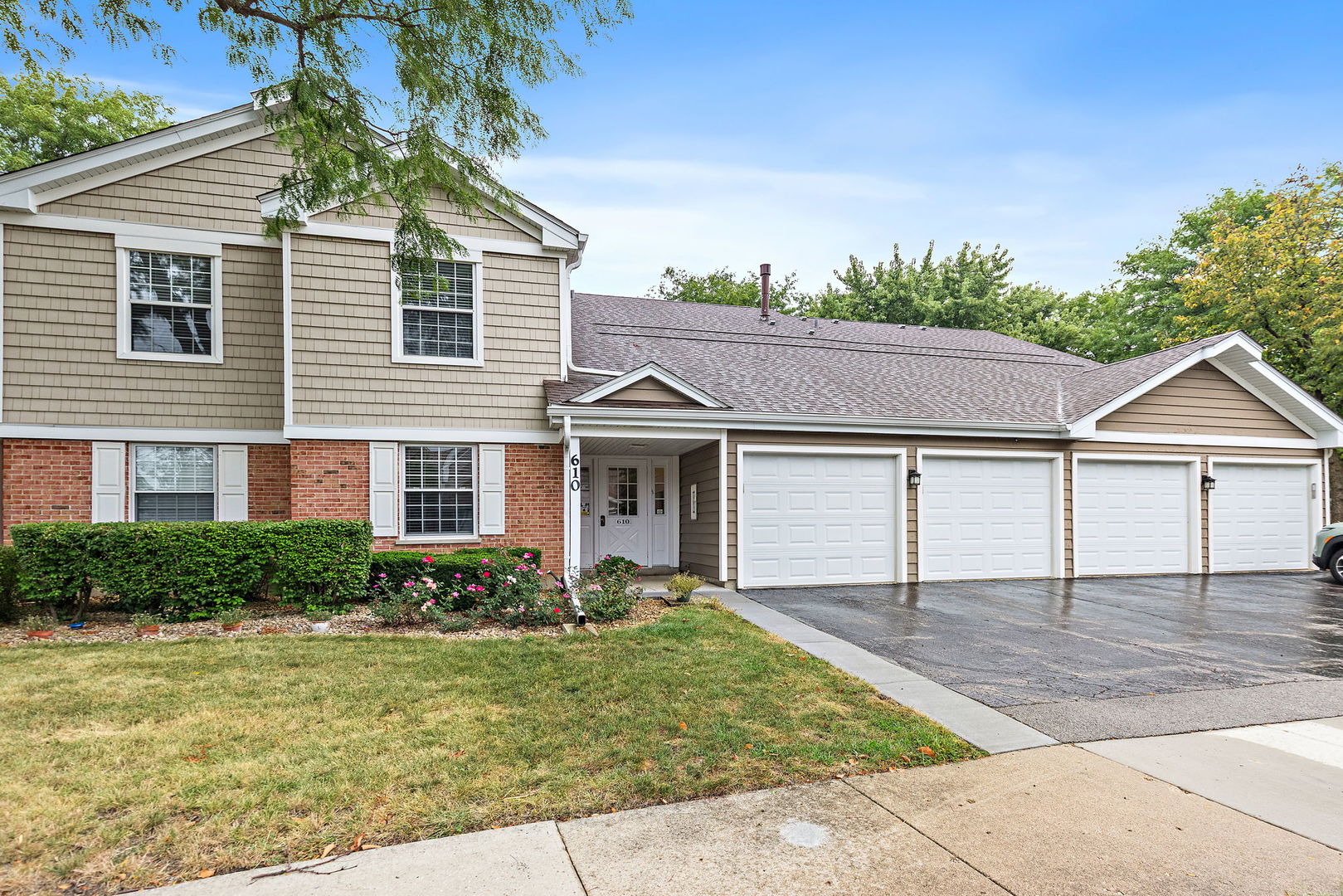 610 Berkley Court Z2 — photo
