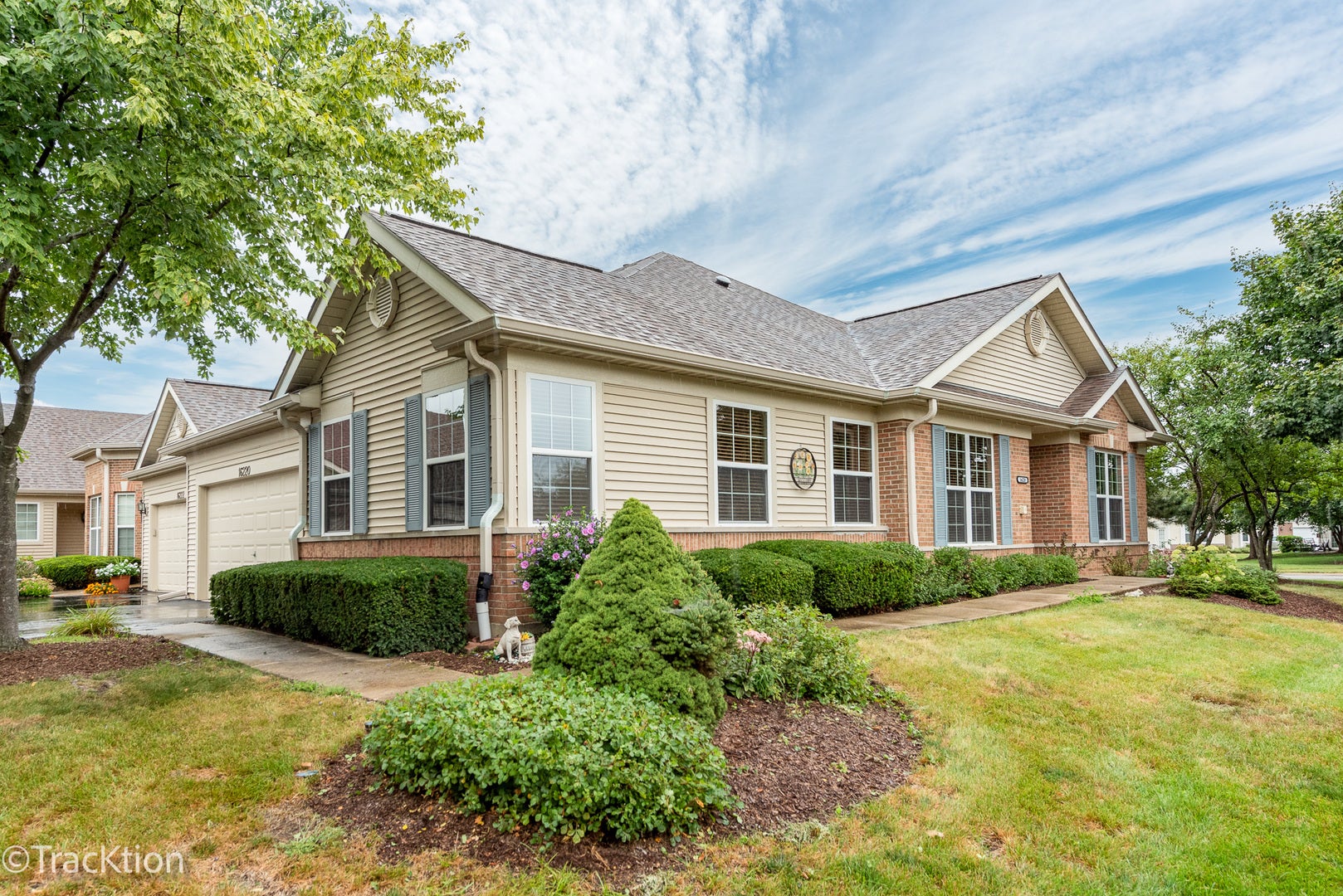 16220 Tomahawk Lake Court — photo