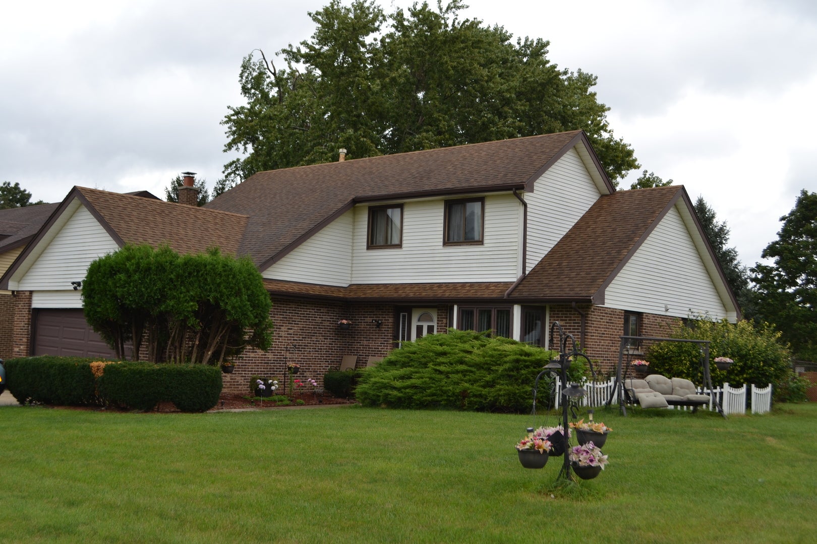 258 Mayflower Lane — photo