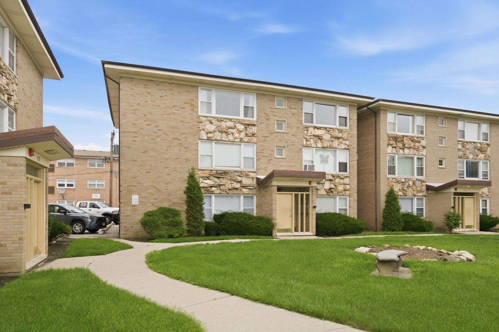 3170 W Meadow Lane 23 — photo