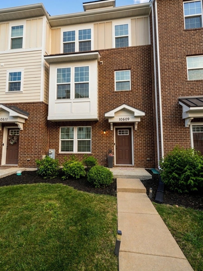 10609 Paige Circle — photo