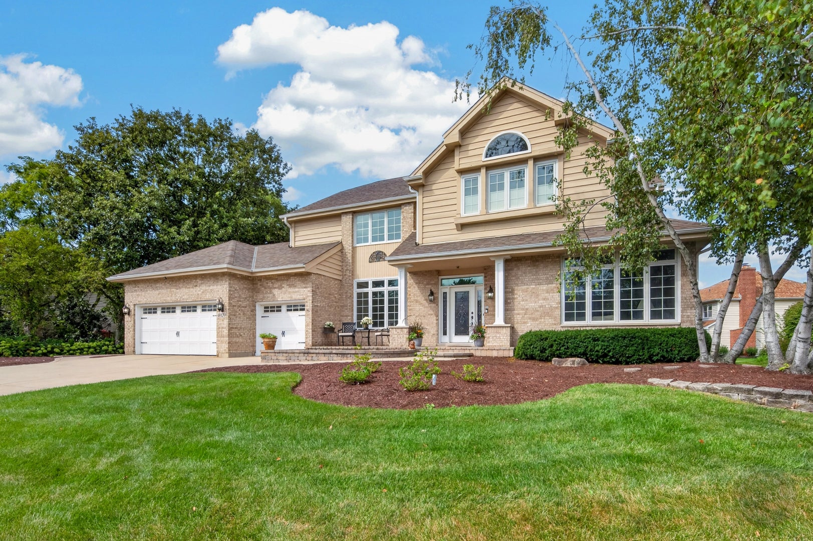 4020 White Eagle Drive — photo