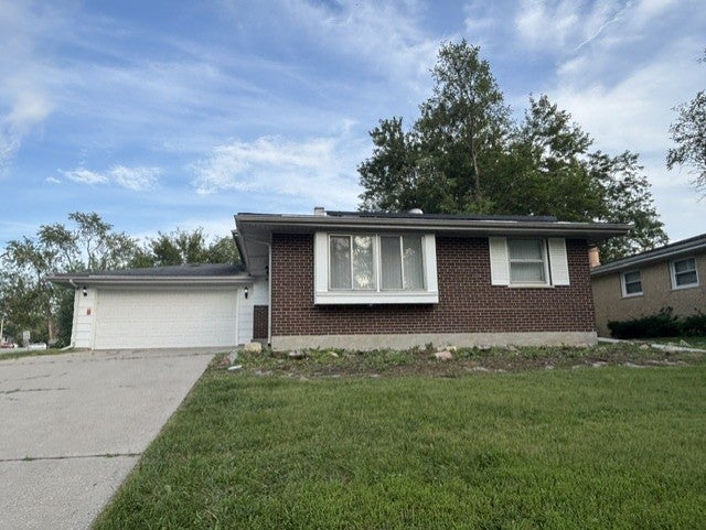 1001 Blackhawk Drive — photo