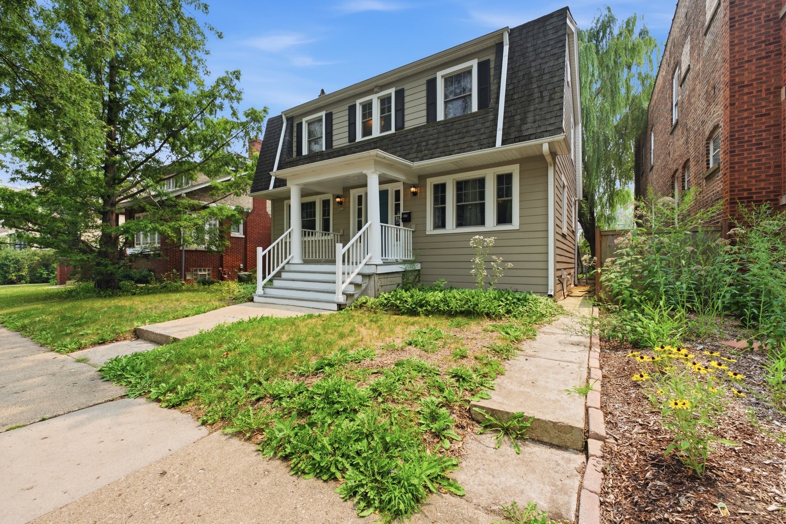 3829 W Addison Street — photo