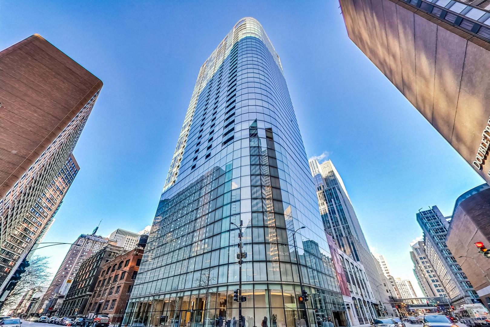 600 N Fairbanks Court 1603 — photo