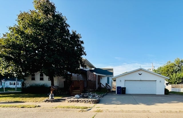 2358 W Lombard Street — photo