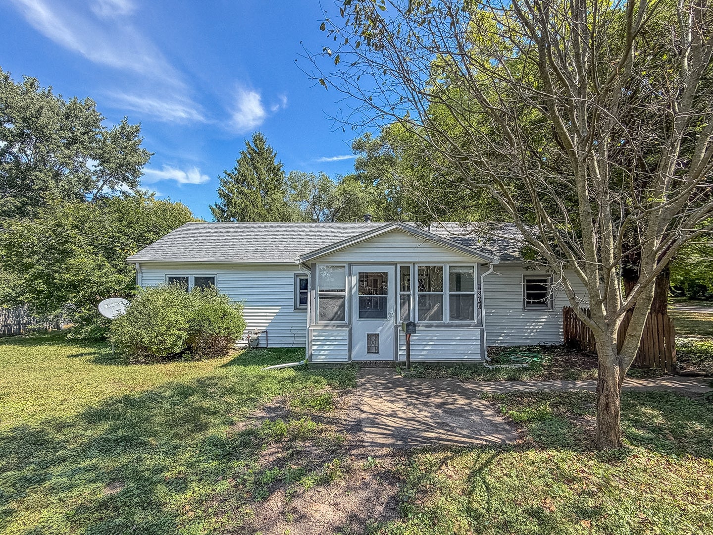 1306 Stout Drive — photo
