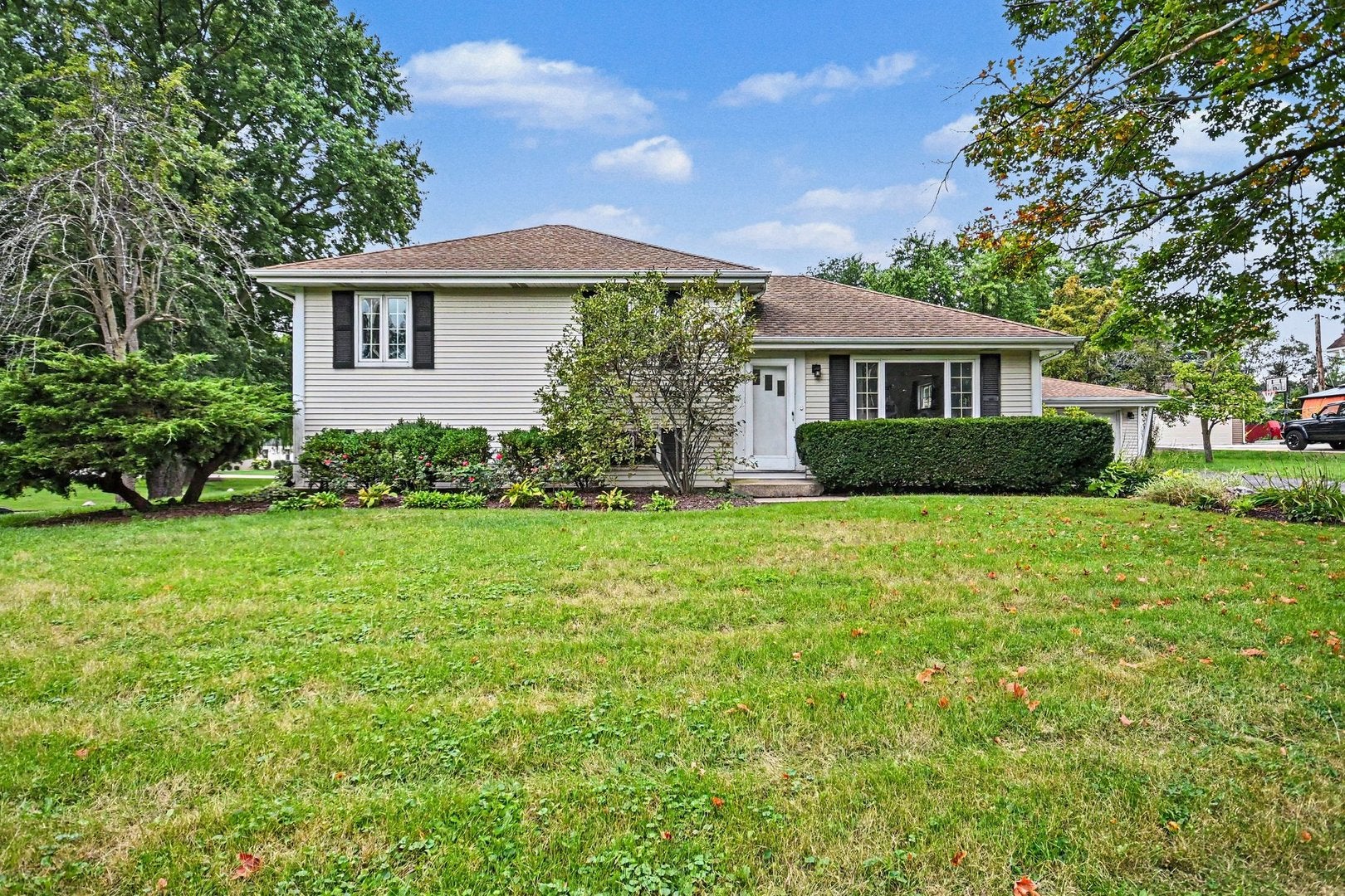 708 Glendale Drive — photo