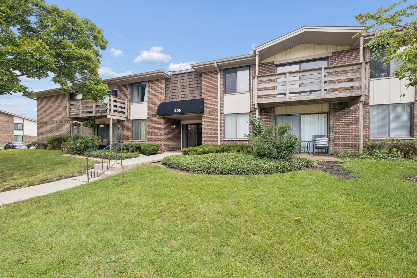 456 Raintree Court 2C — photo