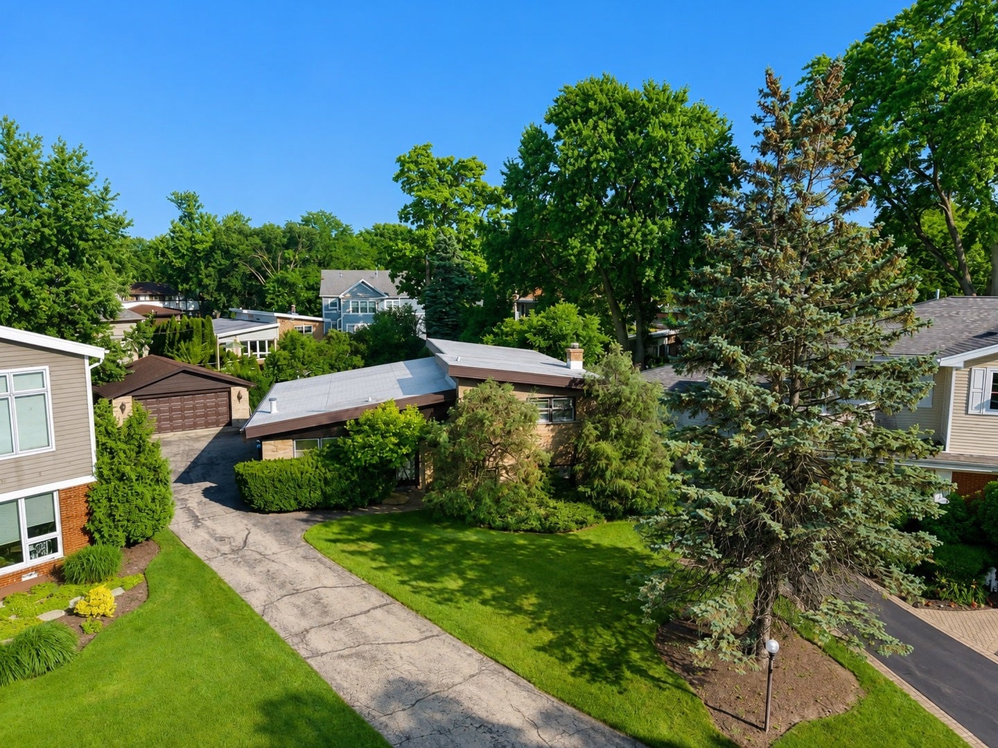 406 Sunset Drive — photo
