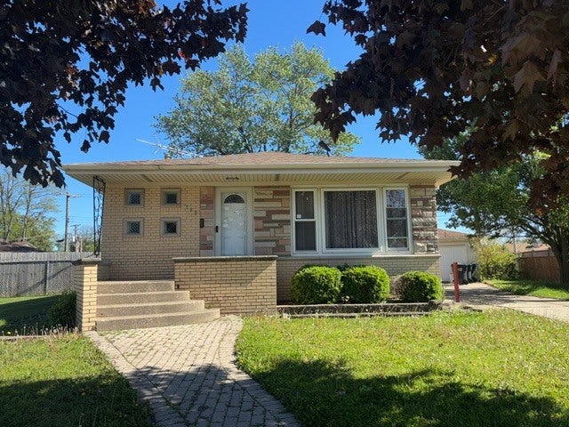 733 Caryn Circle — photo