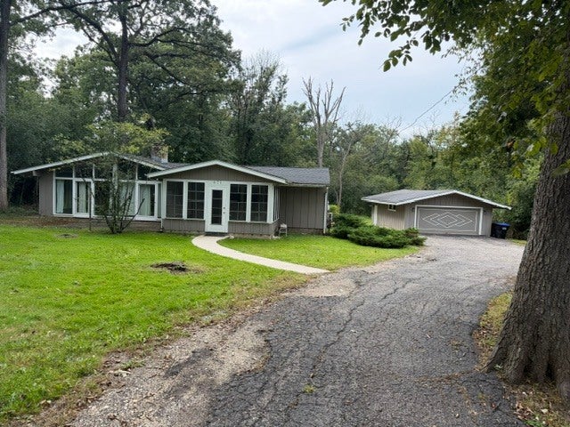 471 S Saint Marys Road — photo