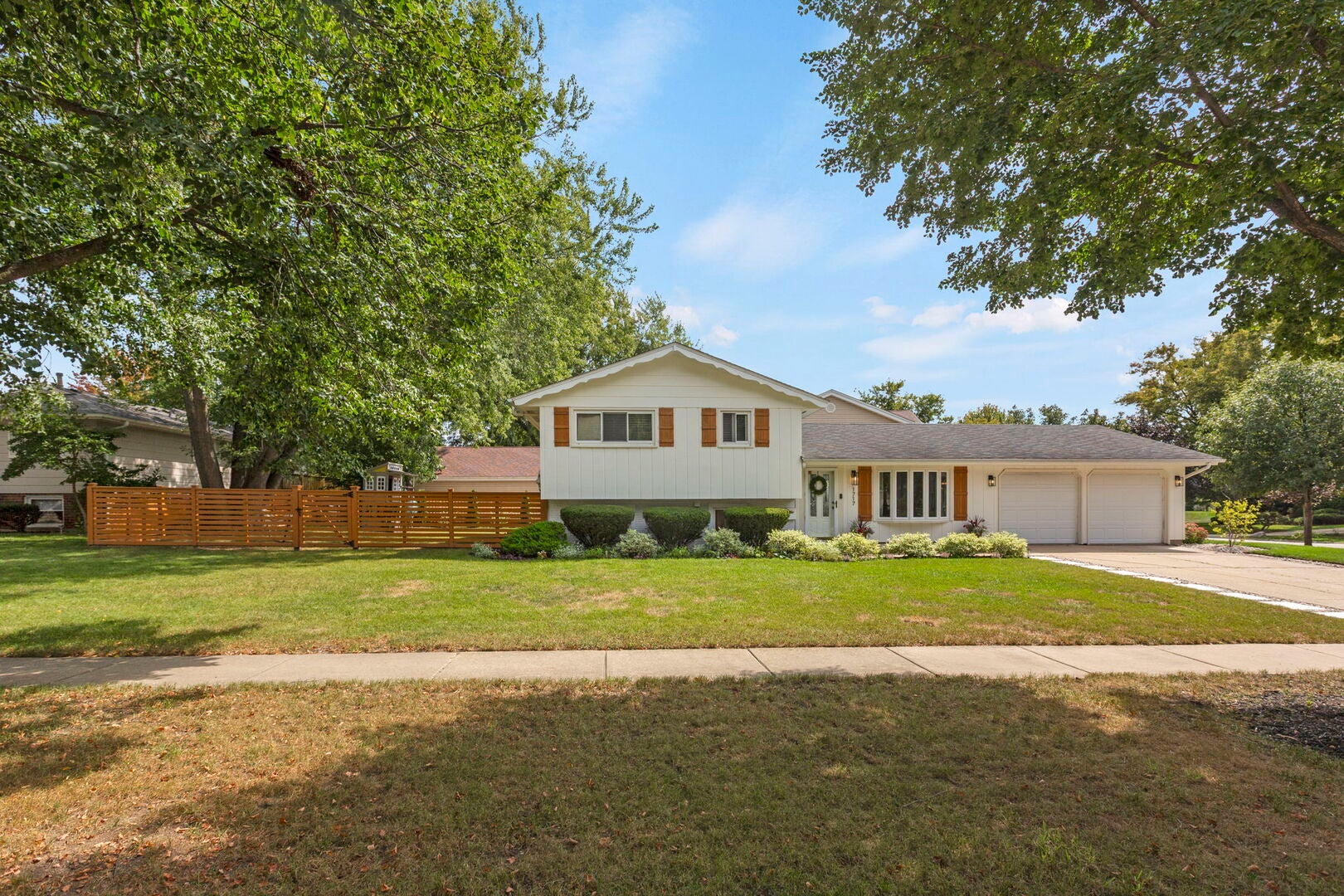 1717 Vassar Court — photo