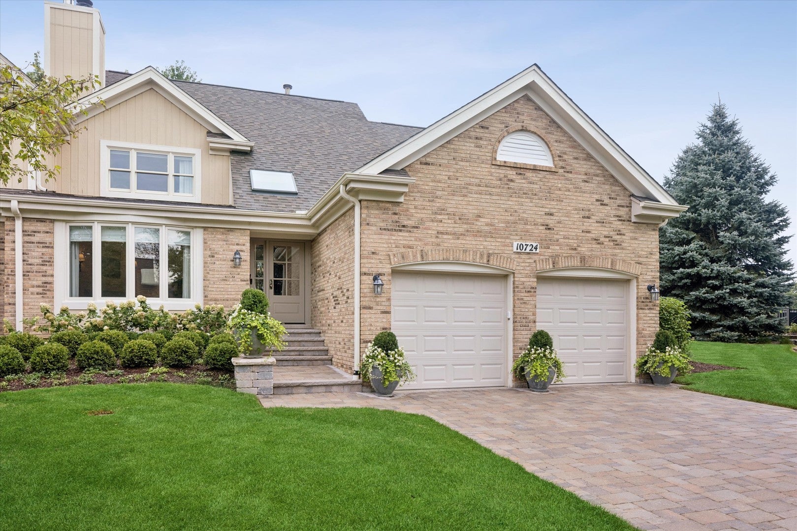 10724 Hollow Tree Court — photo