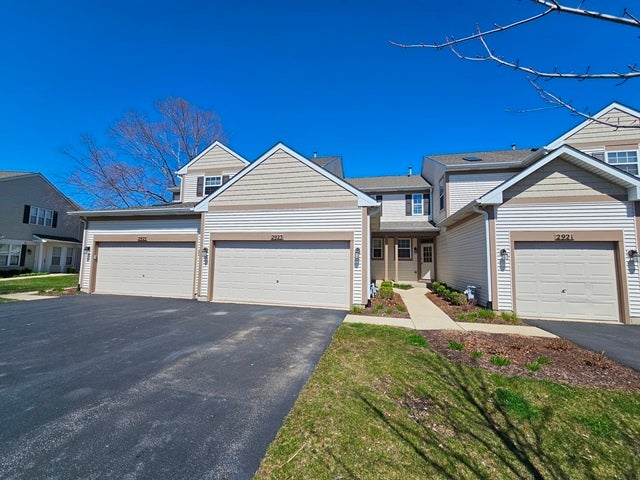 2923 Bartlett Court 2923 — photo