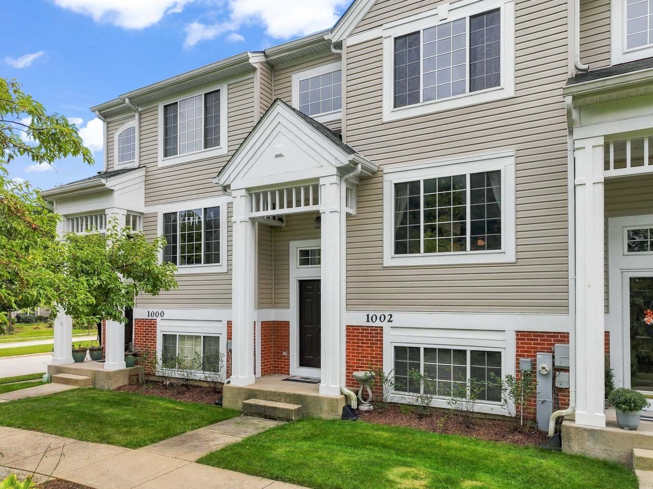 1002 Savoy Court — photo