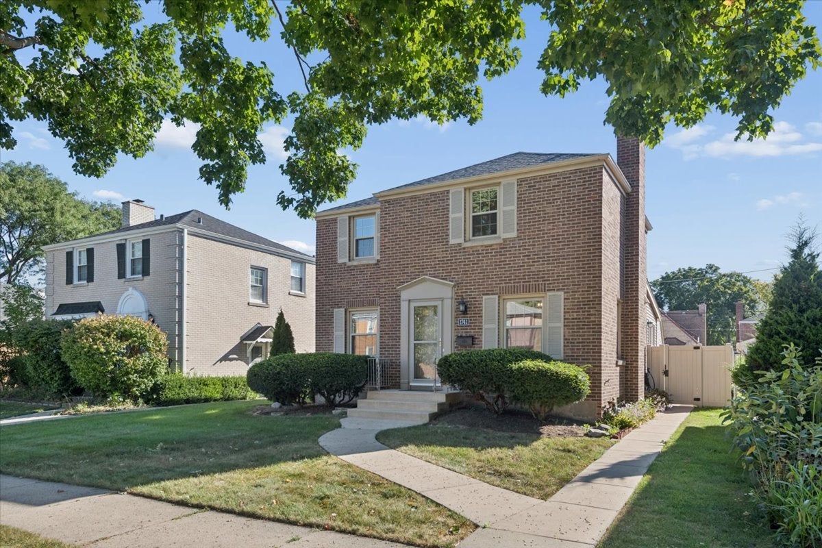 1741 N 76th Court — photo