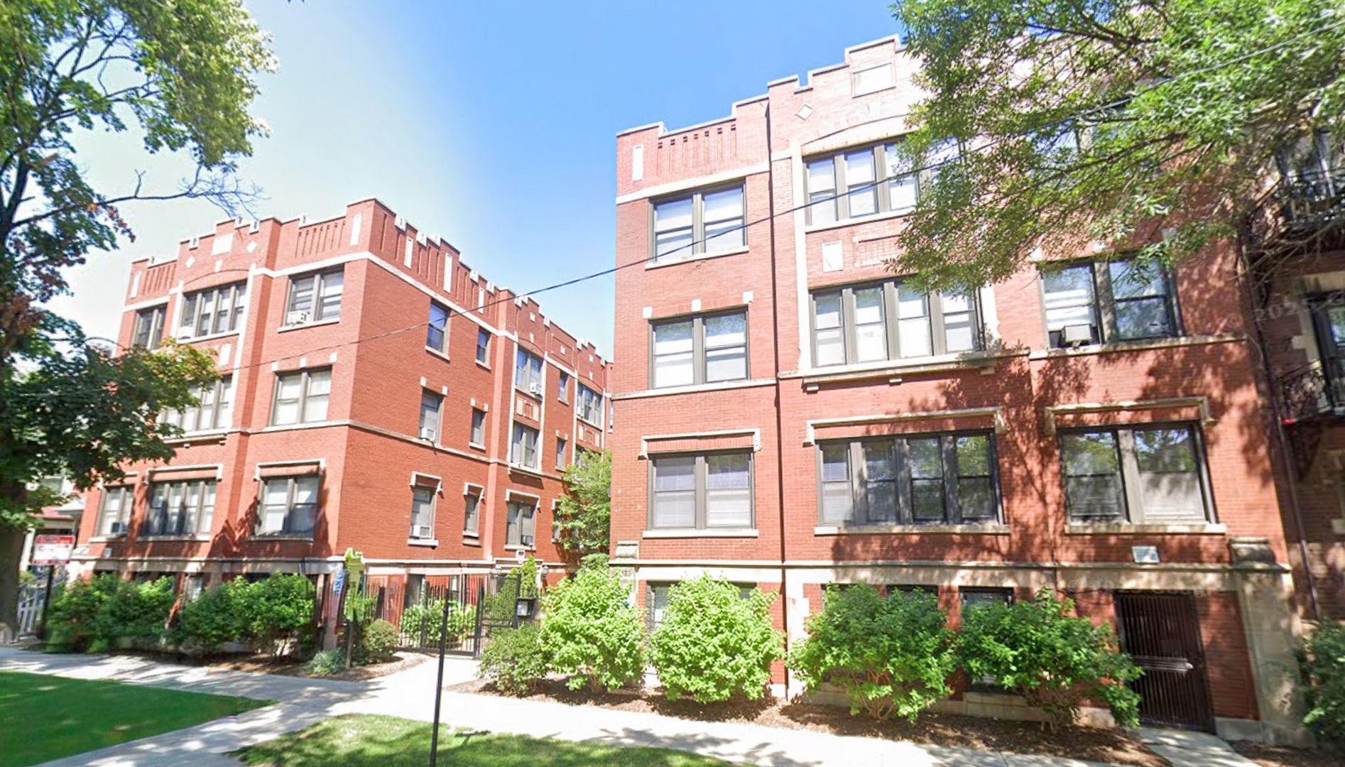 5419 S Harper Avenue 108 — photo