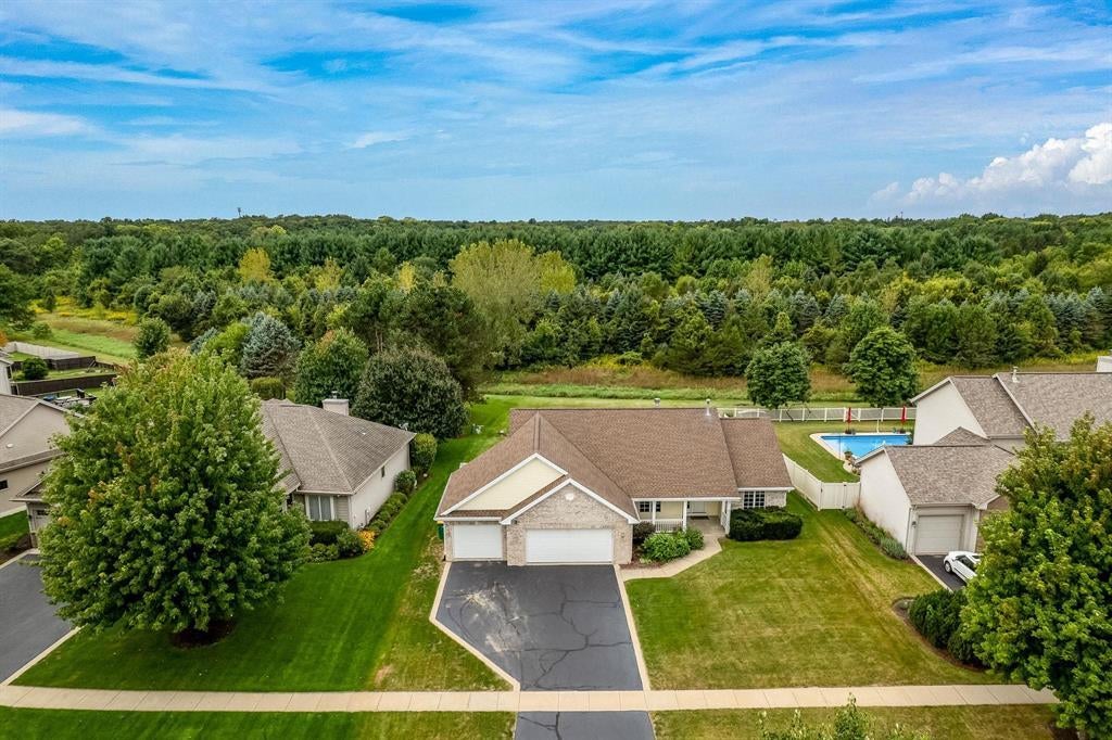 6582 Deer Isle Drive — photo