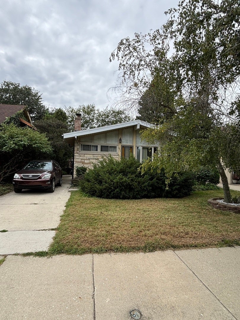 8354 S Kimbark Avenue — photo