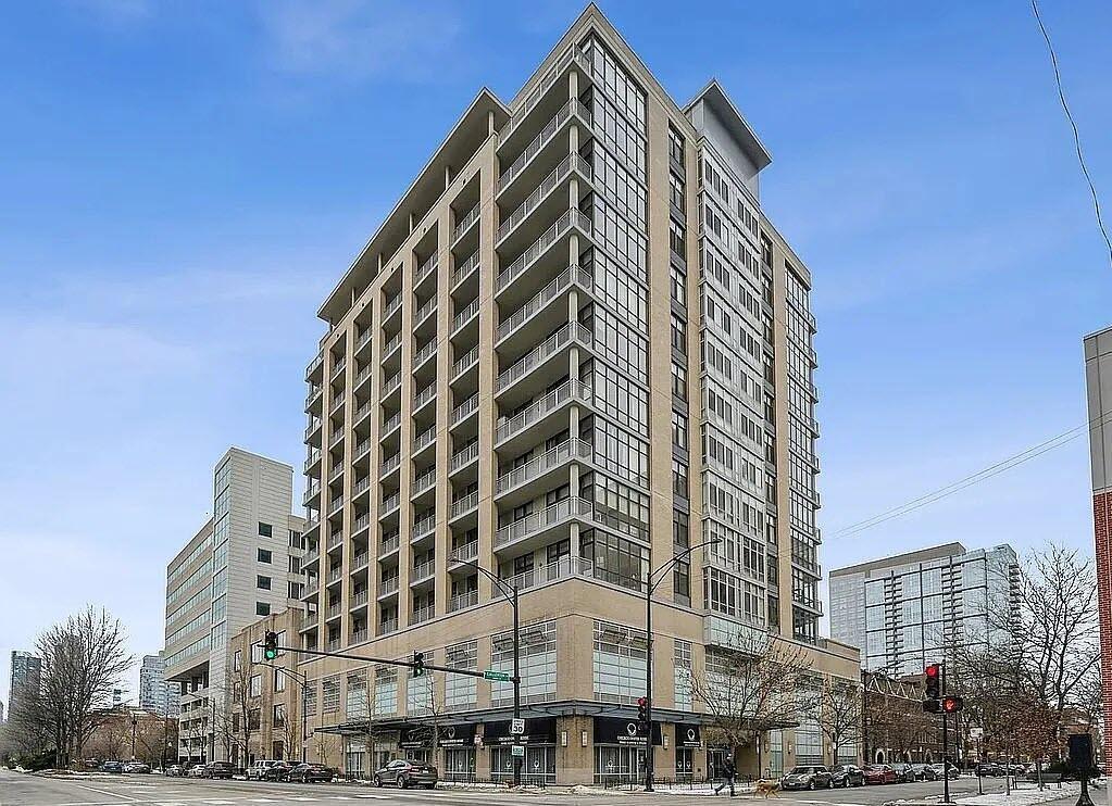 212 E Cullerton Street 1204 — photo