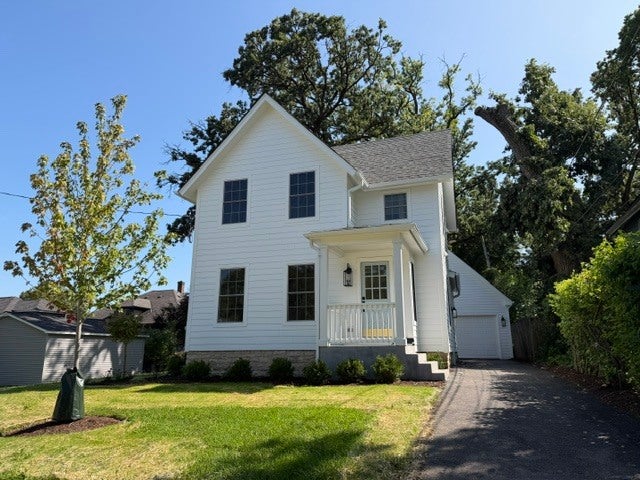 320 Morton Street — photo