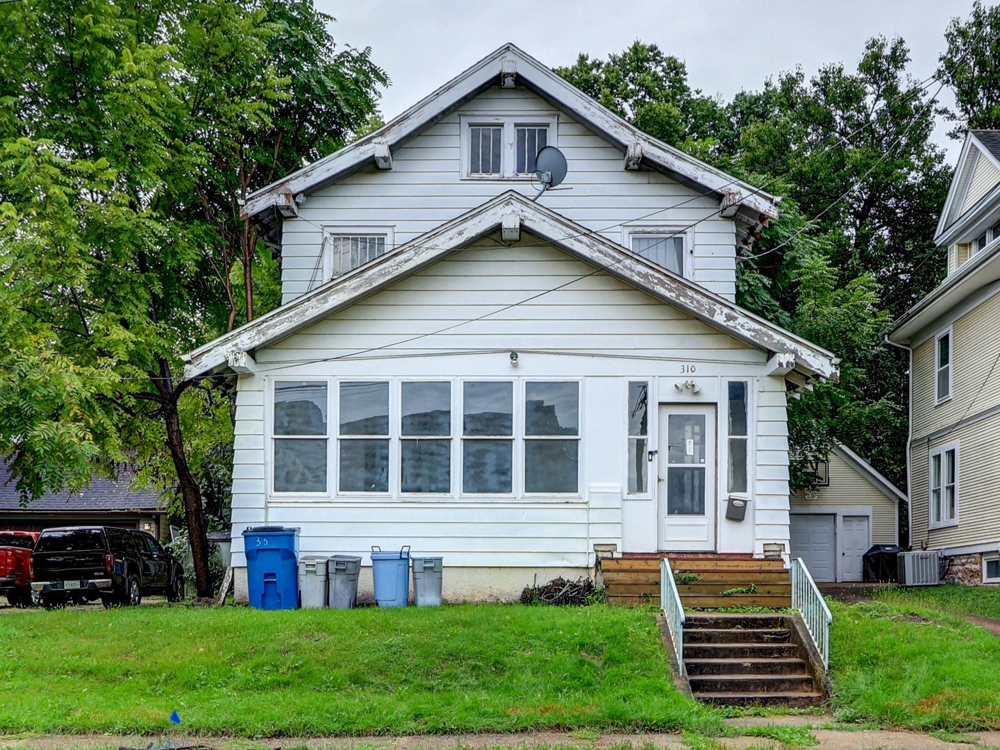 310 W 5th Street — photo