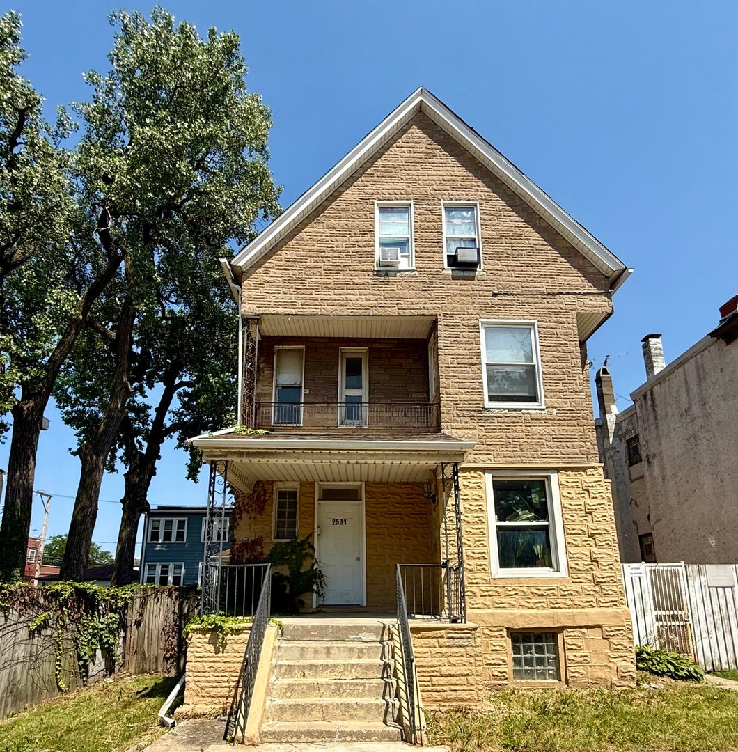2531 N Tripp Avenue 4R — photo