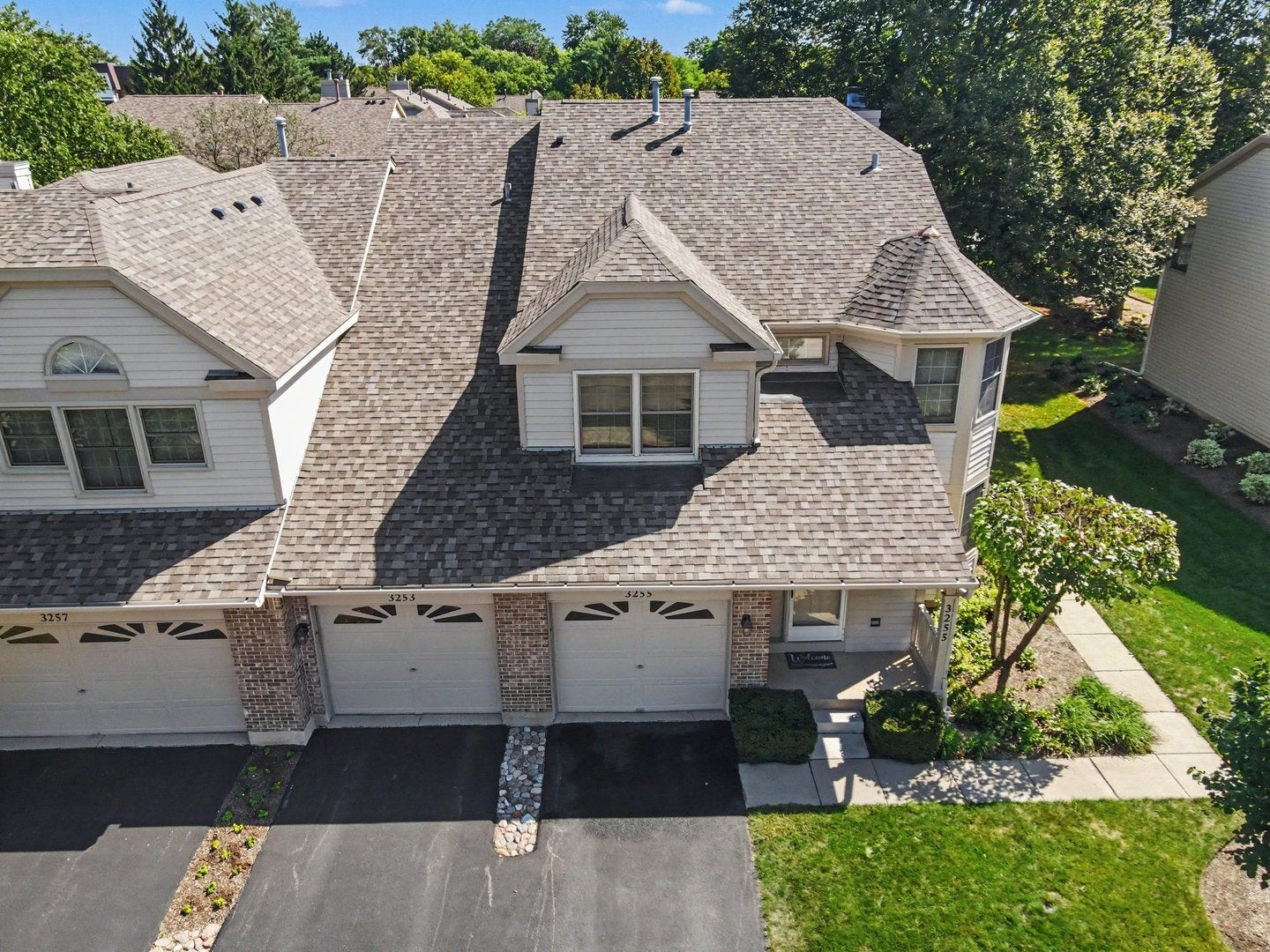 3255 N Daniels Court — photo