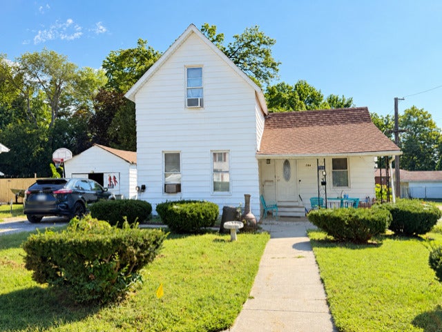784 S Locust Street — photo