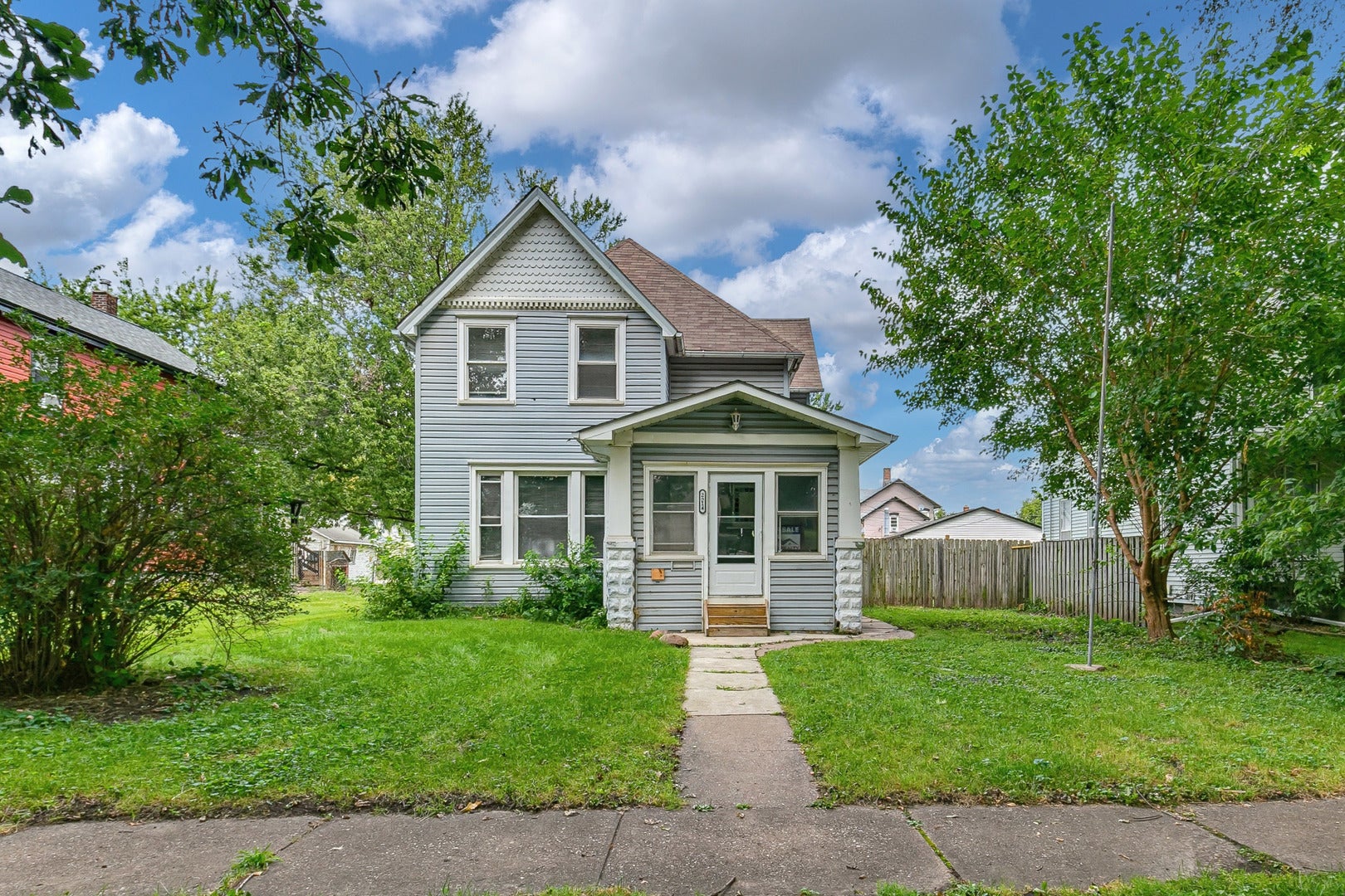 2214 W 2nd Street — photo