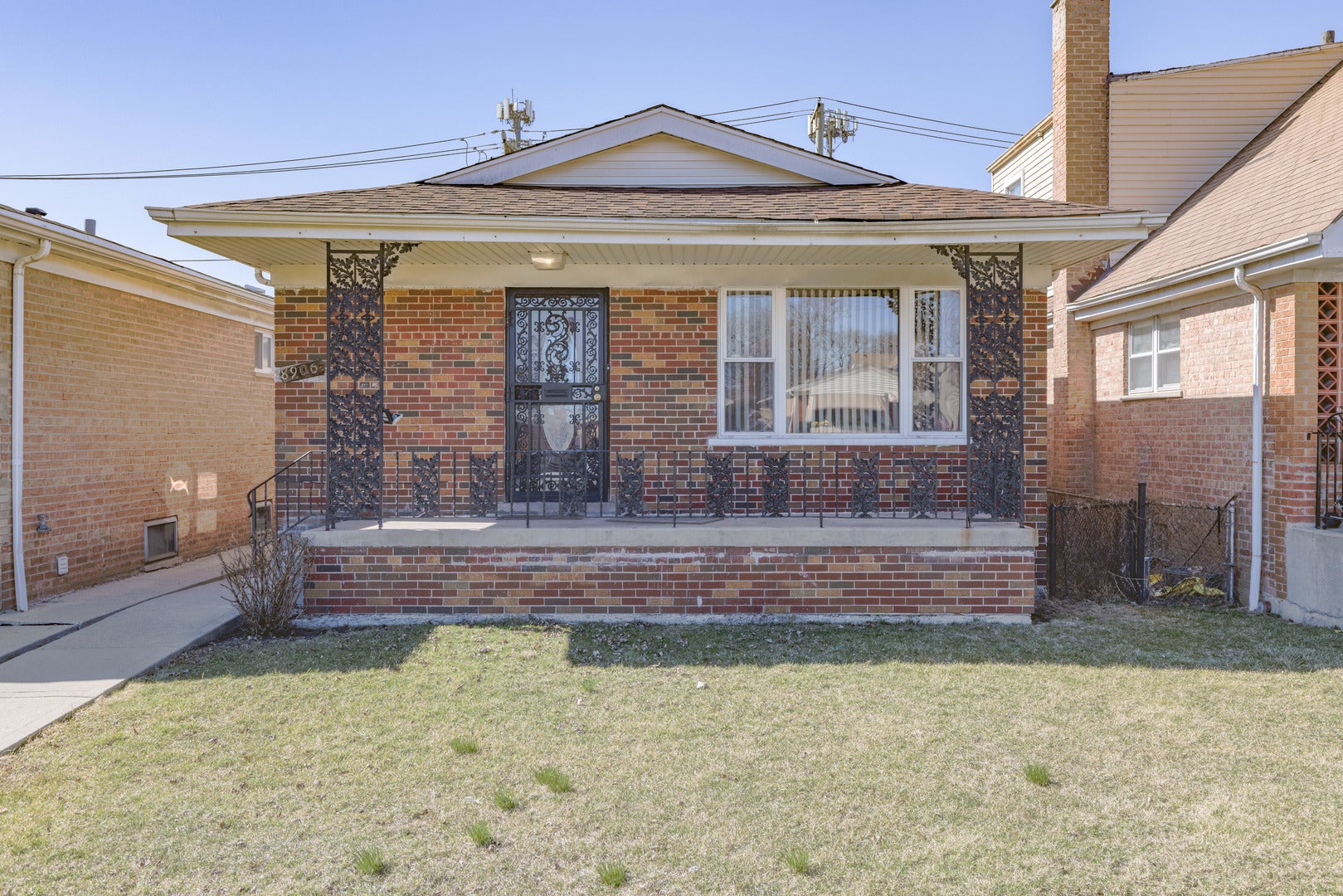 8906 S Halsted Street — photo