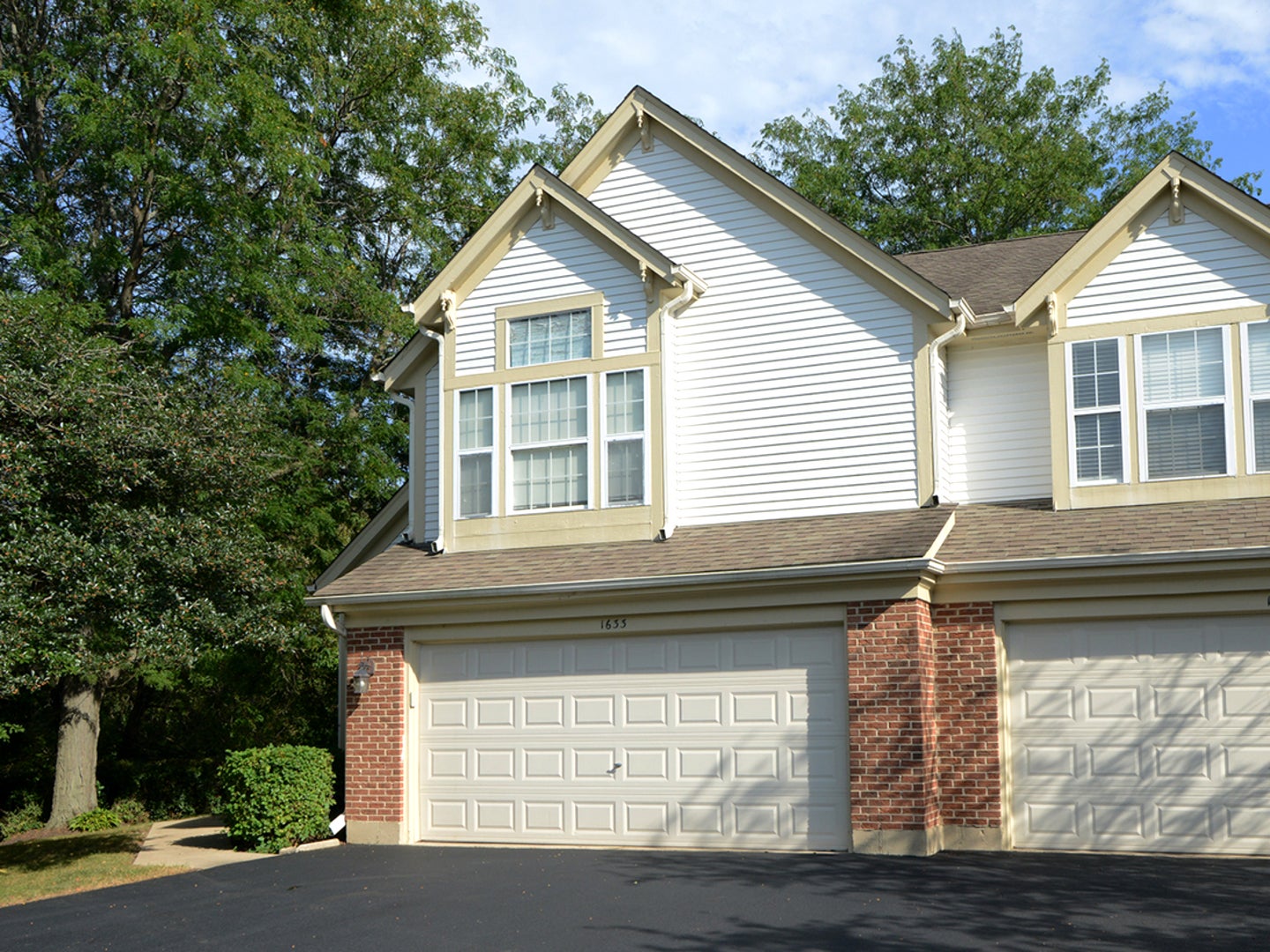 1633 Penny Lane — photo