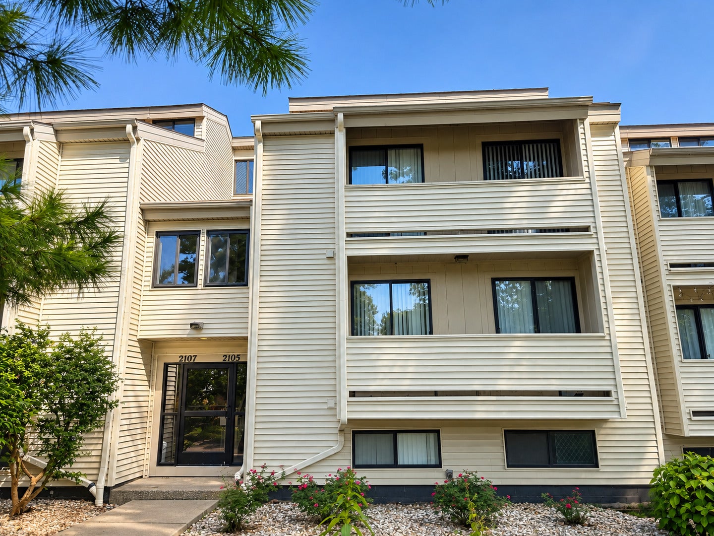 2105 Melrose Drive C — photo