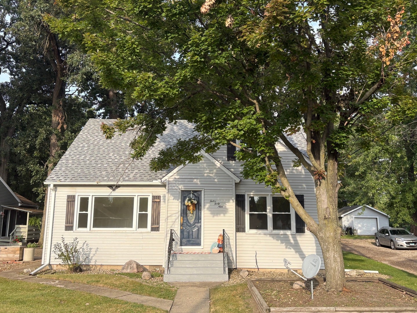 1249 Creve Coeur Street — photo