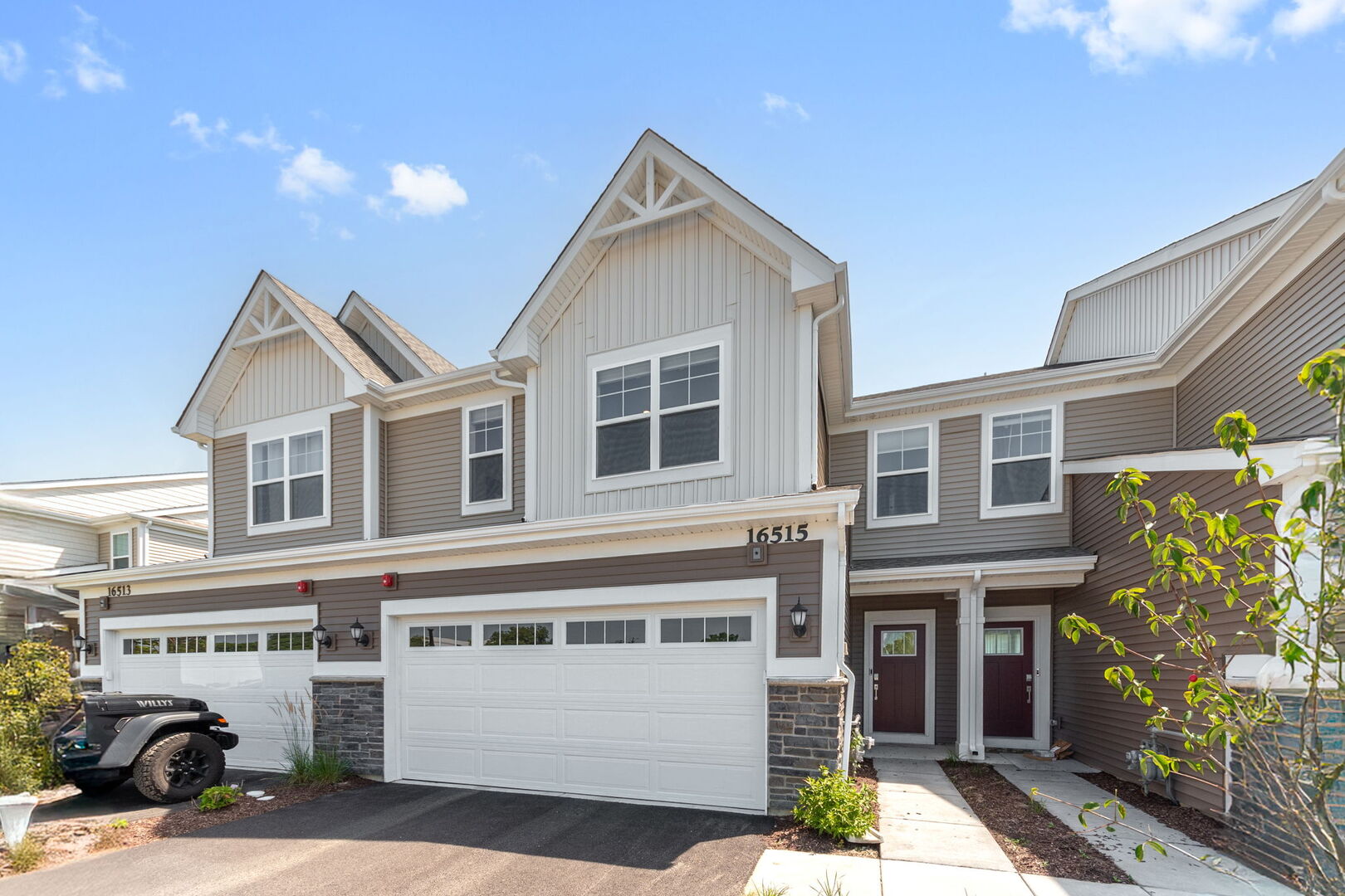 16515 W Golden Valley Lane — photo