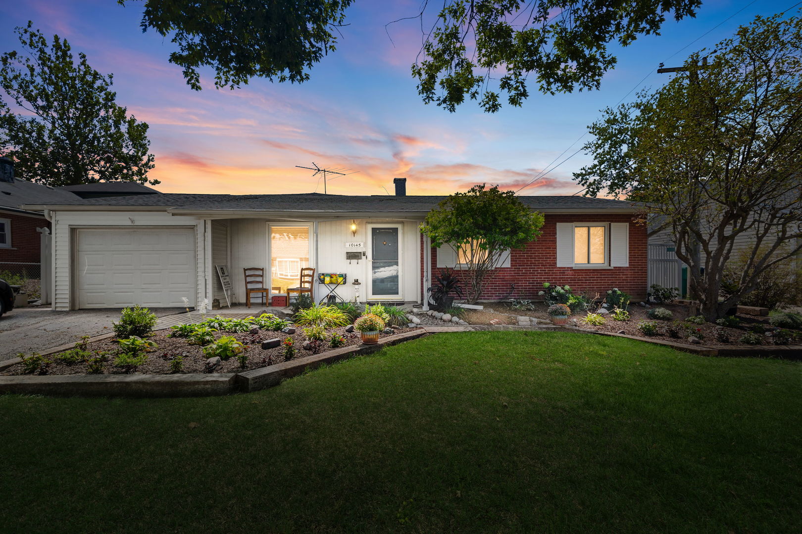 10145 Hyacinth Drive — photo