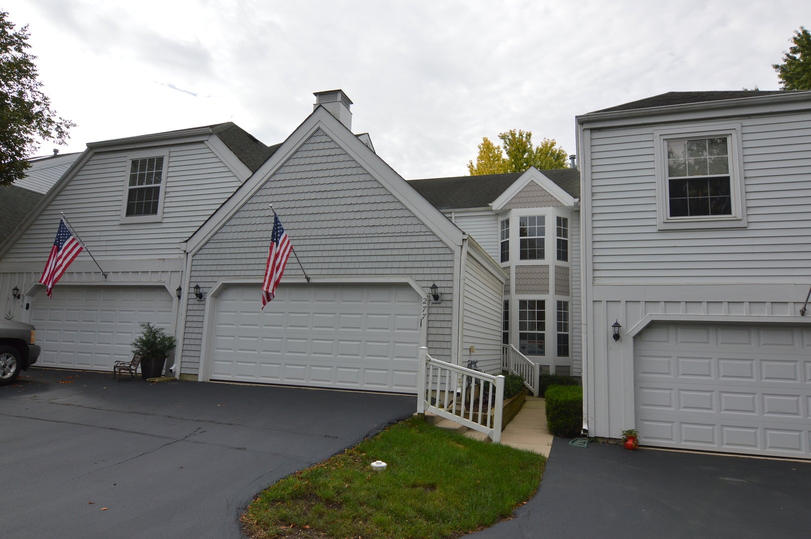 277 Oak Bluff Court 24-4 — photo