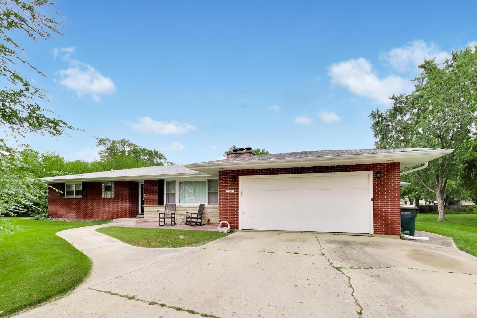 10S021 Plainfield Naperville Road — photo