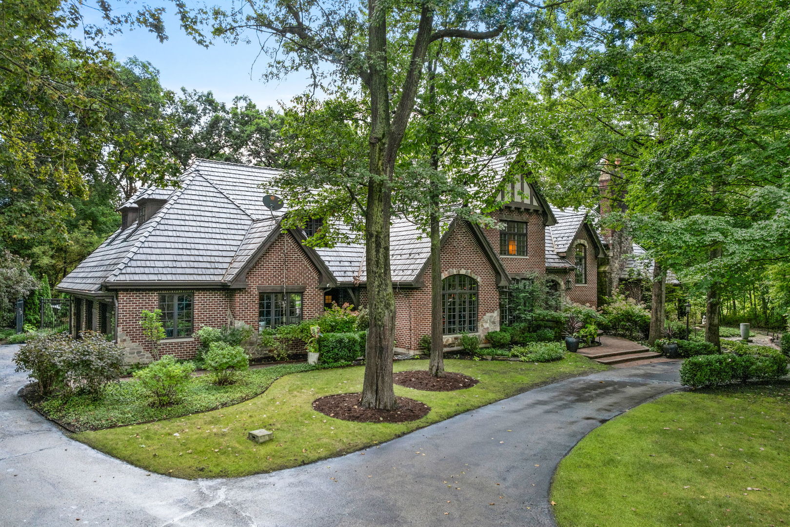 2901 Glenbriar Drive — photo
